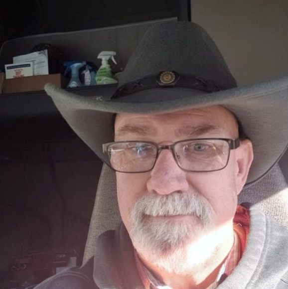 Profile Picture of Robert Rigdon (@lostpuppy924) on Poshmark