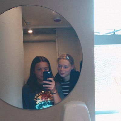 Profile Picture of Lucia Scott (@luciascott133) on Twitter