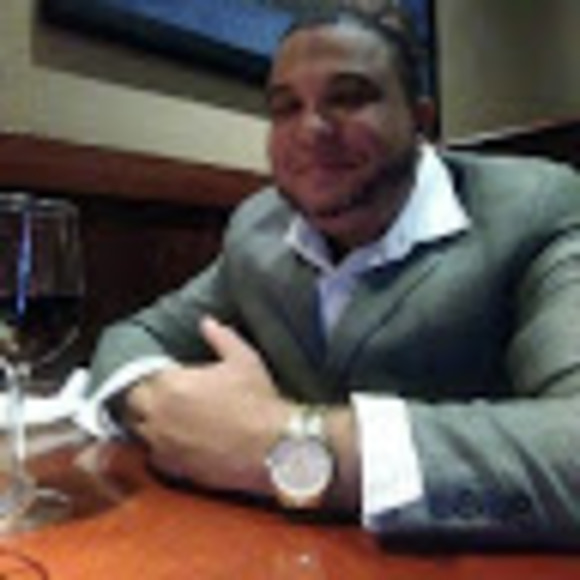 Profile Picture of Farándula new york Sajoma (@elvismorel2013) on Poshmark