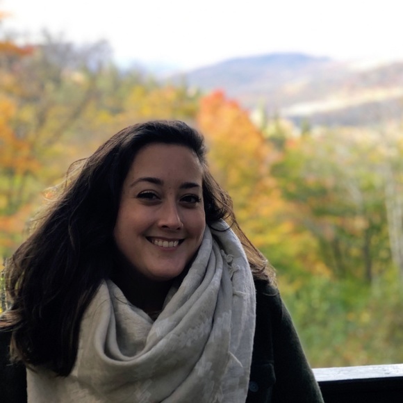 Marissa Lenoce - Poshmark Profile Picture of Marissa Lenoce (@mariss2) on Poshmark