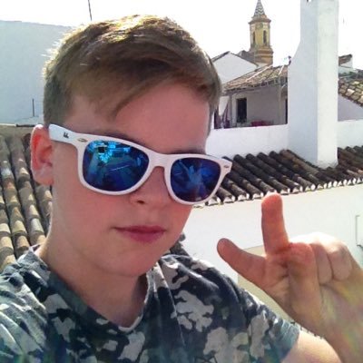 Profile Picture of Tom Fitton (@TomFitton10) on Twitter