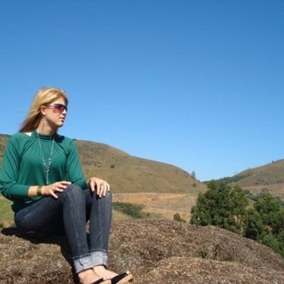 Profile Picture of Carla Simões (@CahEnf) on Twitter