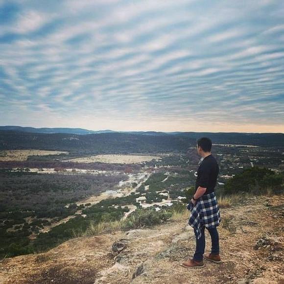 Profile Picture of Jason Esau (@jasonallenesau) on Poshmark