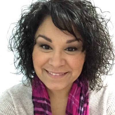Profile Picture of Chris†ina Lynn (@stinalynn00) on Twitter