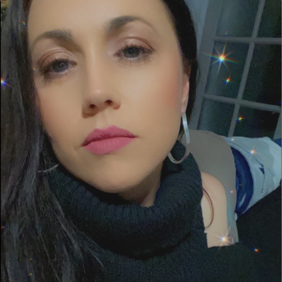 Profile Picture of Shell Carter (@mammacarter) on Poshmark