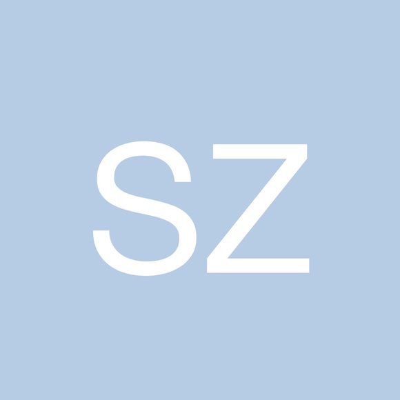 Profile Picture of Stephanie Zinno (@trippzen) on Poshmark