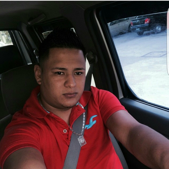 Profile Picture of Javier antonio Calero m (@jcalerom) on Poshmark