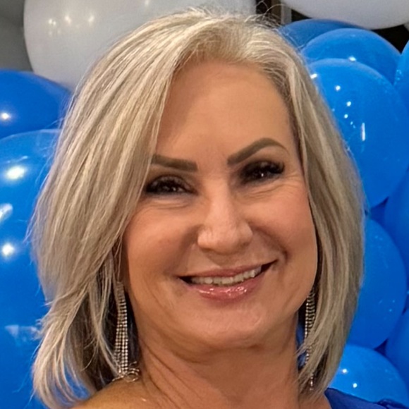 Profile Picture of Patricia Bogart christiansen (@pbogart) on Poshmark