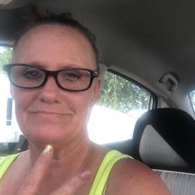 Profile Picture of Rhonda Snow (@RhondaS67764352) on Twitter