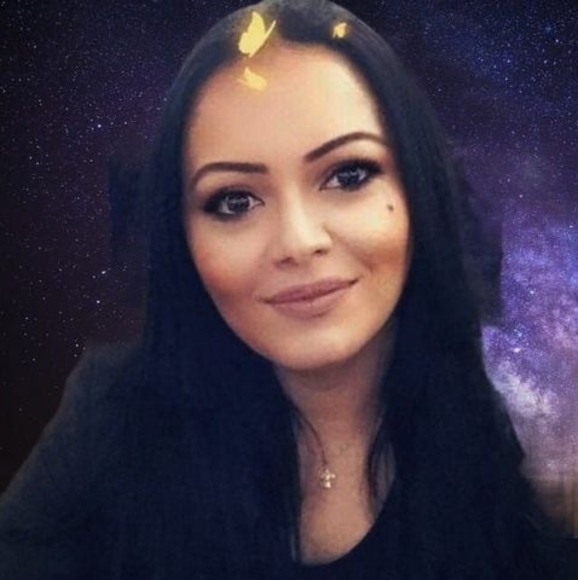 Profile Picture of Shamern Lazar (@shameranlazar80) on Poshmark