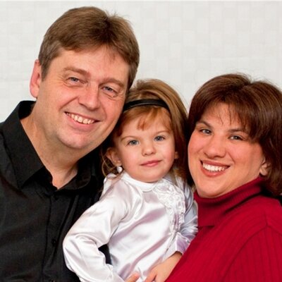 Profile Picture of Robert Pamela Beal (@robertpamela) on Twitter