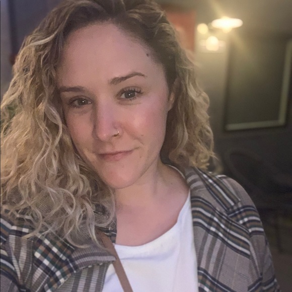 Profile Picture of Shawn Coomer (@shawn_coomer) on Poshmark