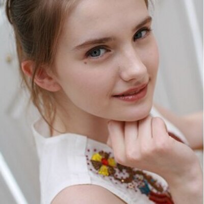 Profile Picture of Tina Keating (@tina_keating) on Twitter