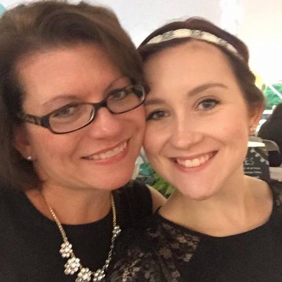 Profile Picture of Dyan Reinhold (@dyanreinhold) on Poshmark