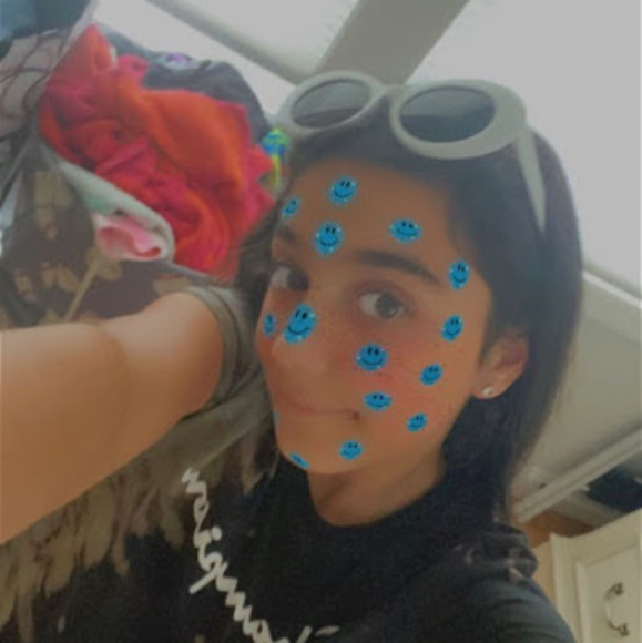 Profile Picture of Ava Nehme (@avanehme) on Poshmark