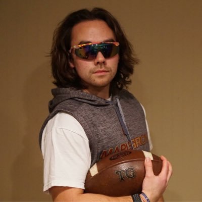 Profile Picture of Casey Roberts (@Case_Day) on Twitter