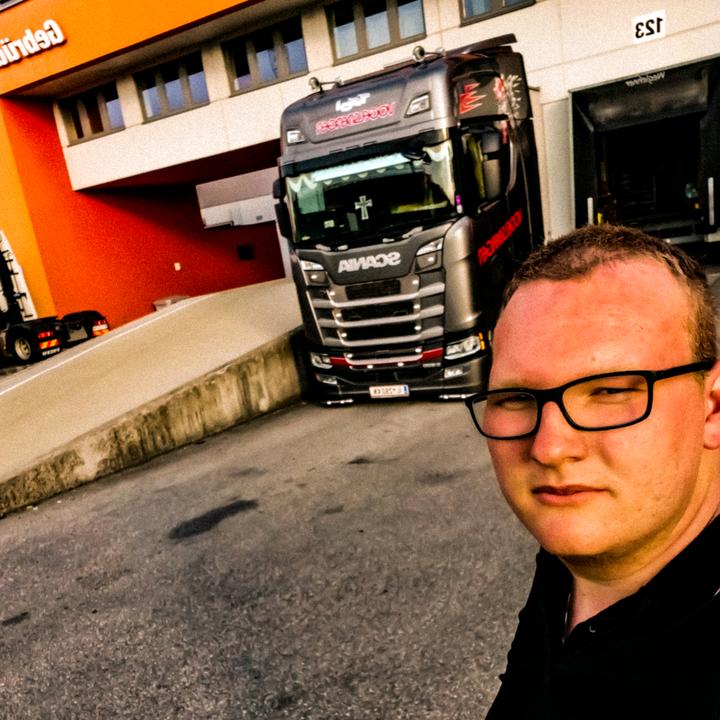 Profile Picture of David Holer (@@davidholer) on Tiktok