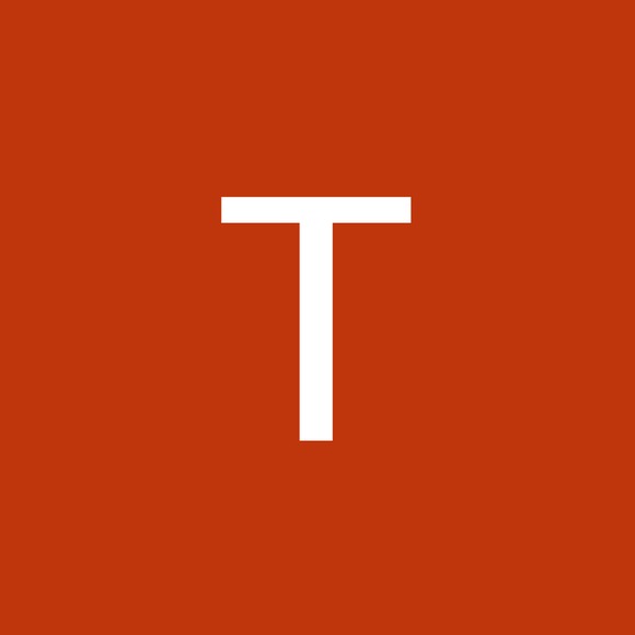 Profile Picture of Tina Brammer-thomas (@tbthomas483) on Poshmark