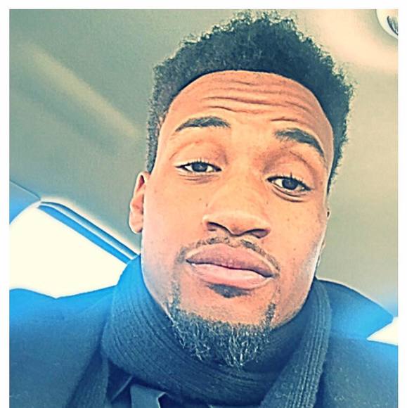 Profile Picture of David Blackburn (@flyguyblack) on Poshmark