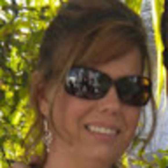 Profile Picture of Monica Drexel (@msdrexel) on Poshmark