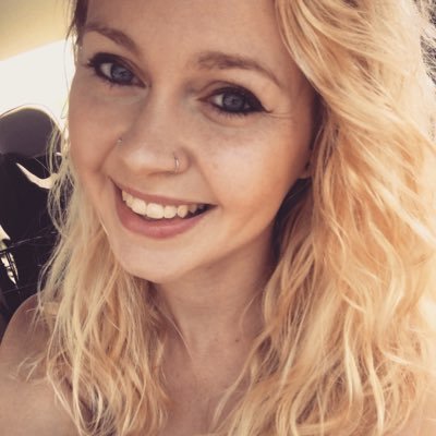 Profile Picture of Hannah Streeter (@hannicholes) on Twitter