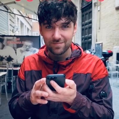 Profile Picture of Russell Vince (@KARMABOMB1) on Twitter