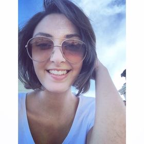 Profile Picture of Isabela Perroni (@isaperroni) on Pinterest