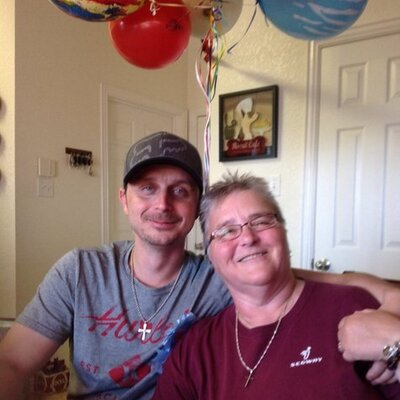 Profile Picture of Nancy Fox (@FoxWenow49) on Twitter