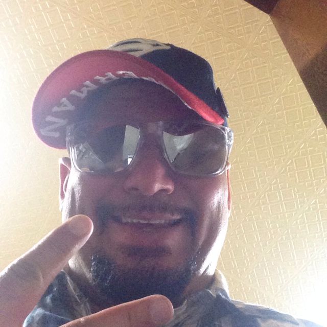 Profile Picture of Stephen Rust (@stephenrust) on Tiktok