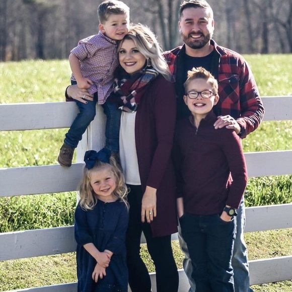 Profile Picture of Bradandbritt Faulkner (@brittnfaulkner) on Poshmark