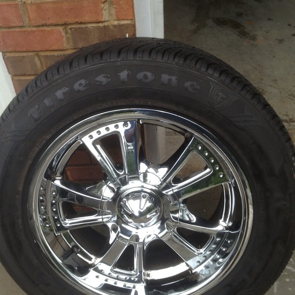 Profile Picture of Ben Clark (@bcc2003) on Poshmark