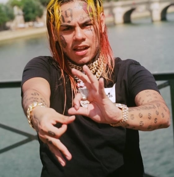 Profile Picture of Jose Quinones (@josequinones267) on Poshmark