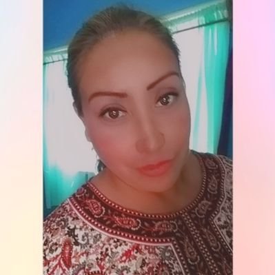 Profile Picture of  ✨ 🌺Irma Aragón 🌺 ✨ (@Irma_AragS) on Twitter