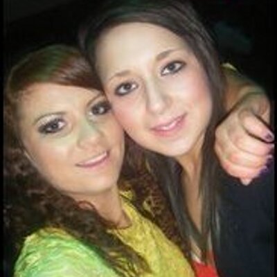 Profile Picture of Vicky Magee (@vicm53) on Twitter