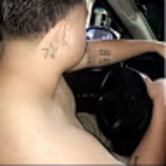 Profile Picture of Johnny Cardenas (@johnnycarden190) on Poshmark