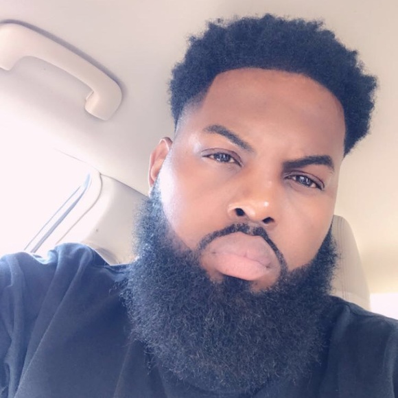 Profile Picture of Derrick Walker (@ddub239) on Poshmark
