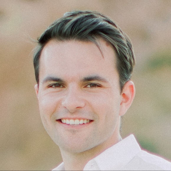 Profile Picture of Kyle Hutchinson (@kylehutchins679) on Poshmark