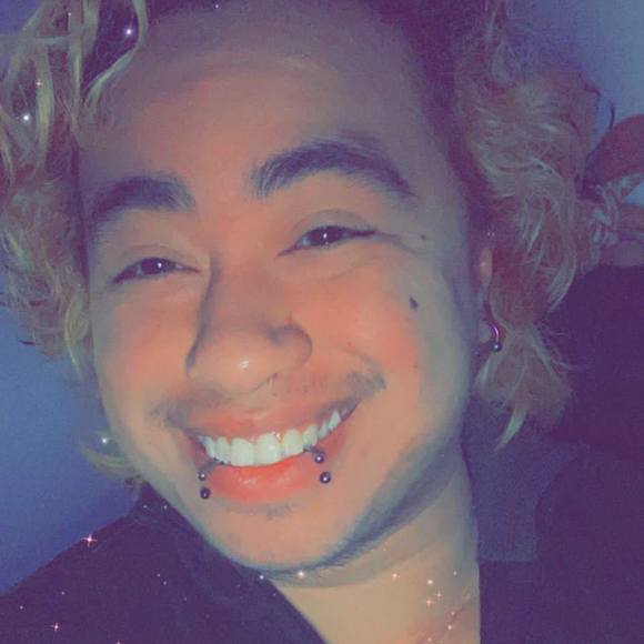 Profile Picture of Greggory James (@androgynykids) on Poshmark