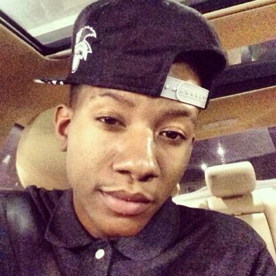 Profile Picture of Douglas Blake (@DougieSoFresh7) on Twitter