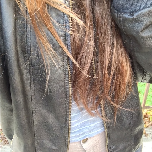 Profile Picture of Aoife Ersoz (@voife) on Poshmark