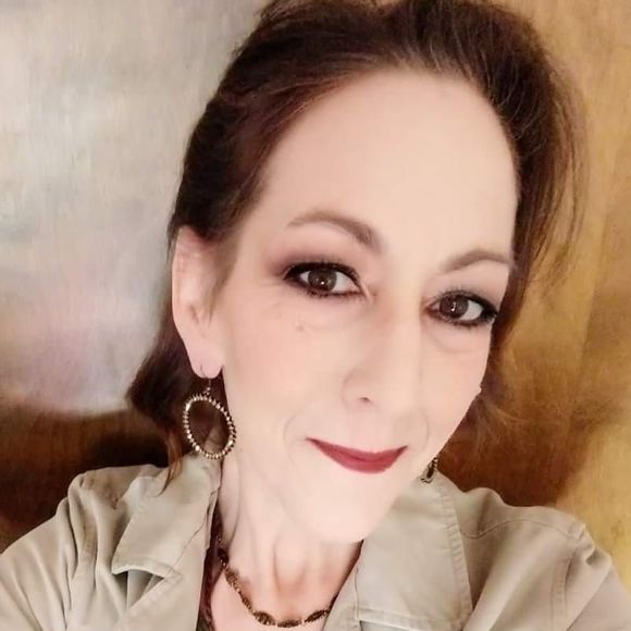 Profile Picture of Sheryl Kapala (@sherylkapala) on Poshmark