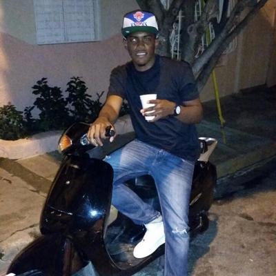 Profile Picture of Jonathan Almonte♪♫ (@jOnathan_Almont) on Twitter