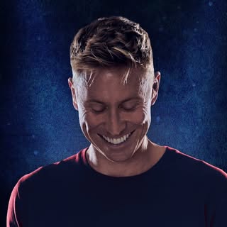 Profile Picture of Russell Howard (@russellhoward) on Instagram
