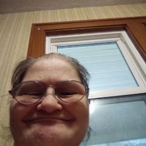 Profile Picture of kimthayer687 (@kimthayer687) on Tiktok