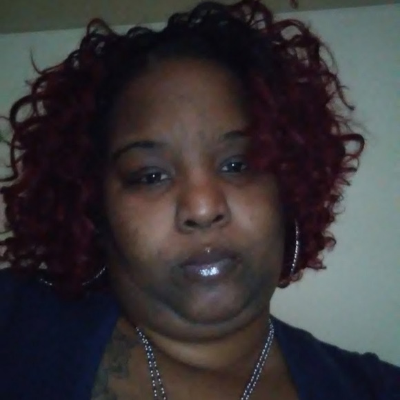 Profile Picture of Star Neeley (@starneeley) on Poshmark