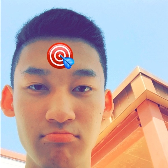 Profile Photo of Jonathan Song (@jonsonggg) on Poshmark