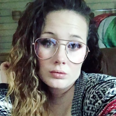 Profile Picture of Stacey Thibodeaux ♬ (@staceyyteedo) on Twitter