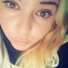 Profile Picture of Chloe Ackerman (@chloeackerman19) on Twitter