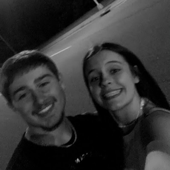 Profile Picture of Connor Welch (@cwelch647) on Poshmark