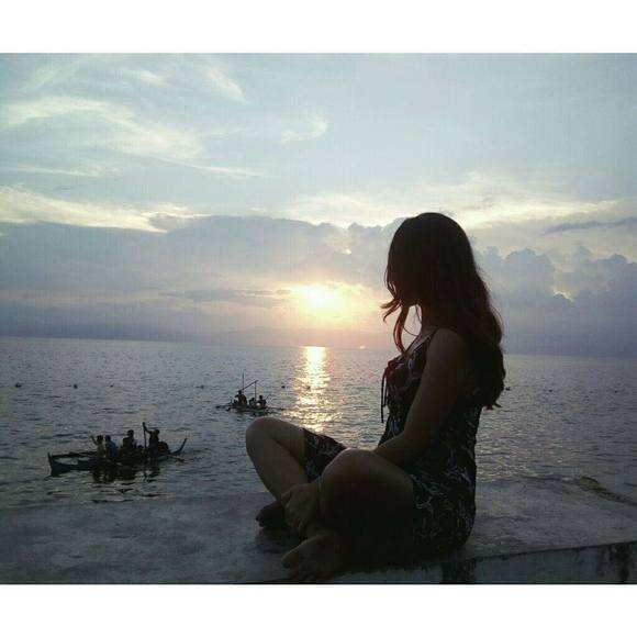 Profile Picture of Jo Dee (@ellehugbaby17) on Poshmark